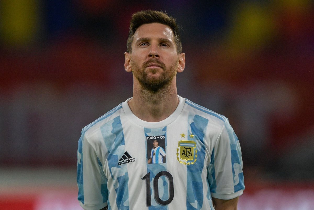 Never forget that in 2016, when the AFA had no money, some AFA employees went to Lionel Messi telling them that they had not been paid in months. Messi called his dad who handled the situation &amp; paid them himself.

That along with players paying for travel for 2016 Copa America.
