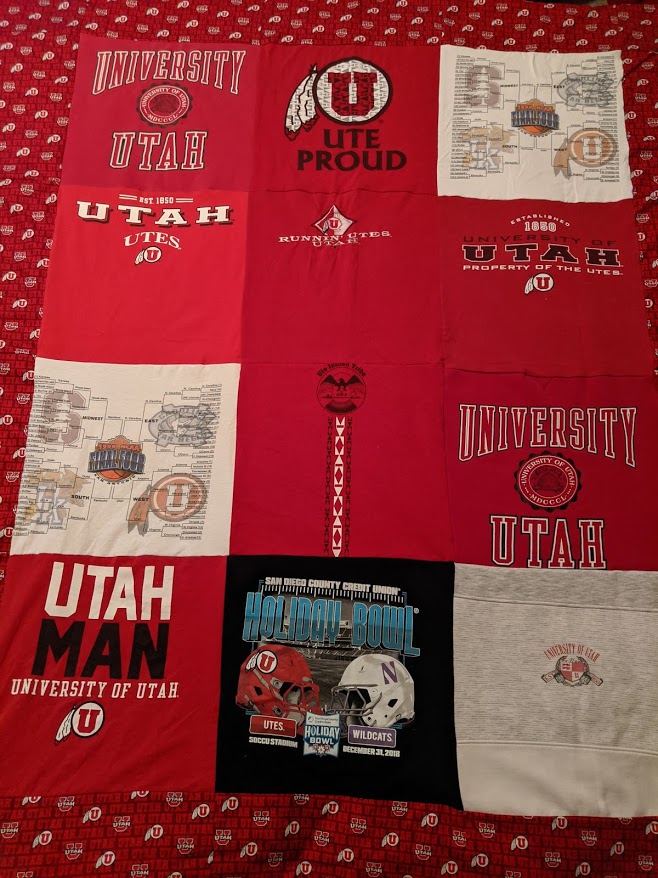 korlando2251's tweet photo. @CPAPlanner There are companies that will make your favorite t-shirts into a blanket. In my case, husband made one for me. #YouAreNotTheOnlyOne https://t.co/MsbJ9npQV9