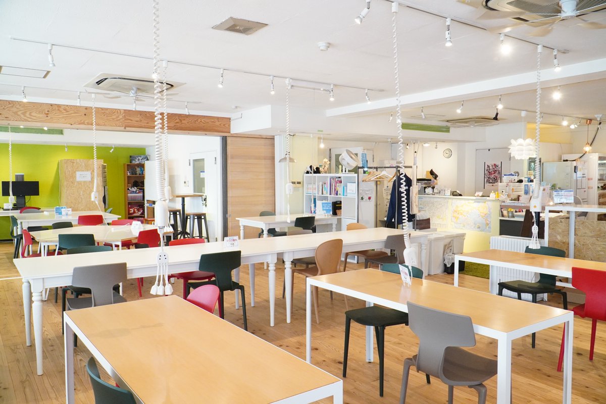 Case Shinjuku 土曜日も10 00 18 00まで営業中 高田馬場駅から徒歩1分のコワーキングスペース シェアオフィスです 見学も可能 お気軽にお越しください コワーキングスペース 500円 1h 2 000円 1day フリードリンク 高速wi Fi完備