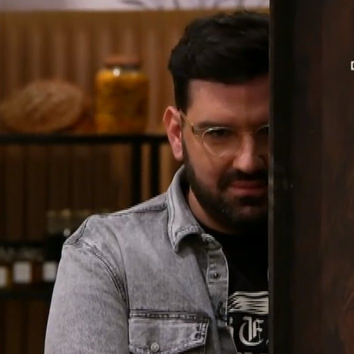 BigMememon's tweet photo. Nadie:

Los finales de junio: https://t.co/VApRqTVCnM