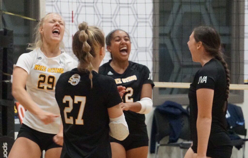 PrepDigWI's tweet photo. Prep Dig Gauntlet All Defensive Team 

@AddieSchmotzer
@ameliaalbers_vb
@Evin_7
@Andispies43
@peytoncomo
@ClaireLuoma
@sophiecremeens
@belle27578218
@caileyeklund
@mollyrohde
@georgia_kos_
@sophia__nowak
@raeganwatts1

https://t.co/Tn06OGU1bP https://t.co/YXH7daCOMB