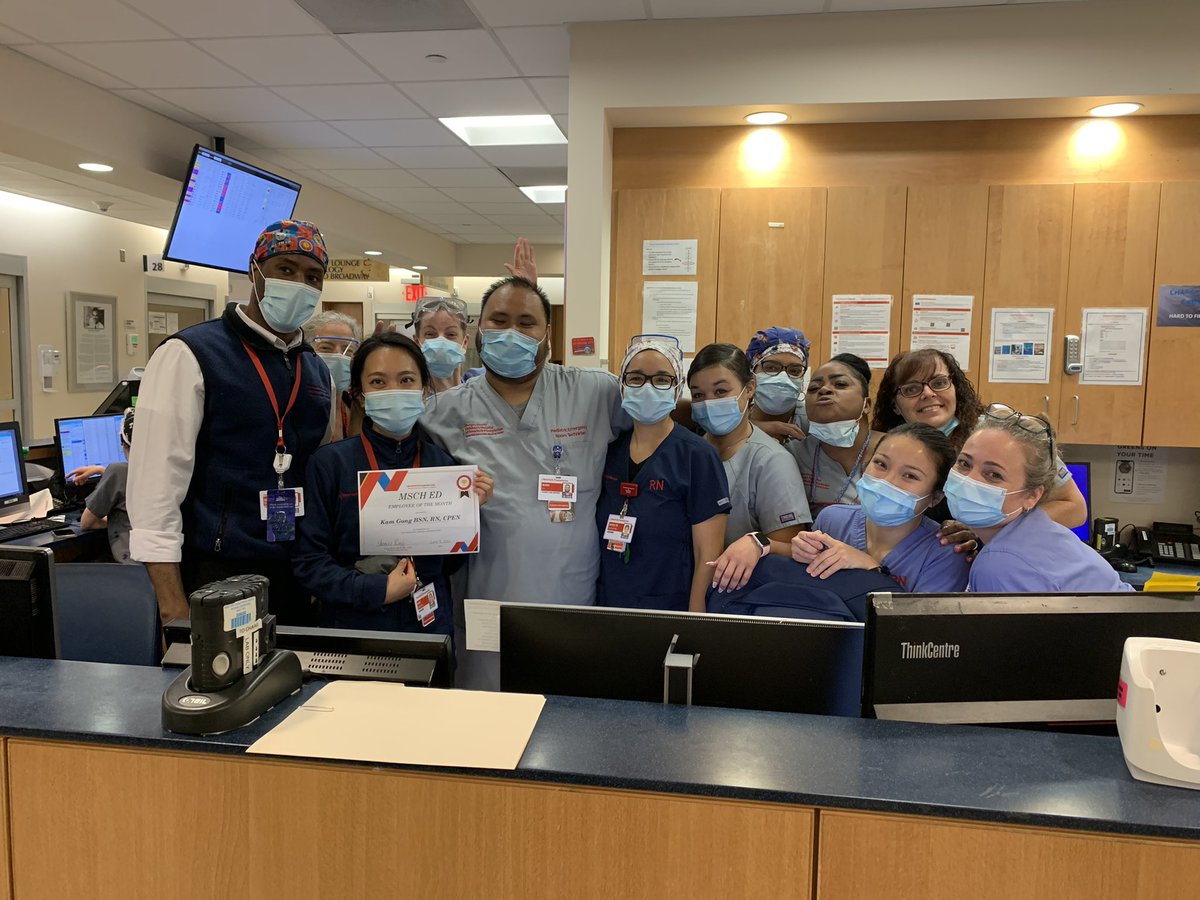 Today we celebrated our Employee of the Month for May, Kam Gong! Kam was nominated by her peers, CJ and Aretha, for her display of respect, teamwork, empathy and clinical excellence. Congrats Kam! 🥳
#EmployeeOfTheMonth #JourneyToMagnet <a href="/Vepuka_NYP/">Vepuka</a>