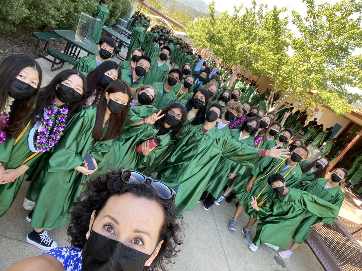 kajobrien's tweet image. Great end to a crazy year! @usdlearns #teamums