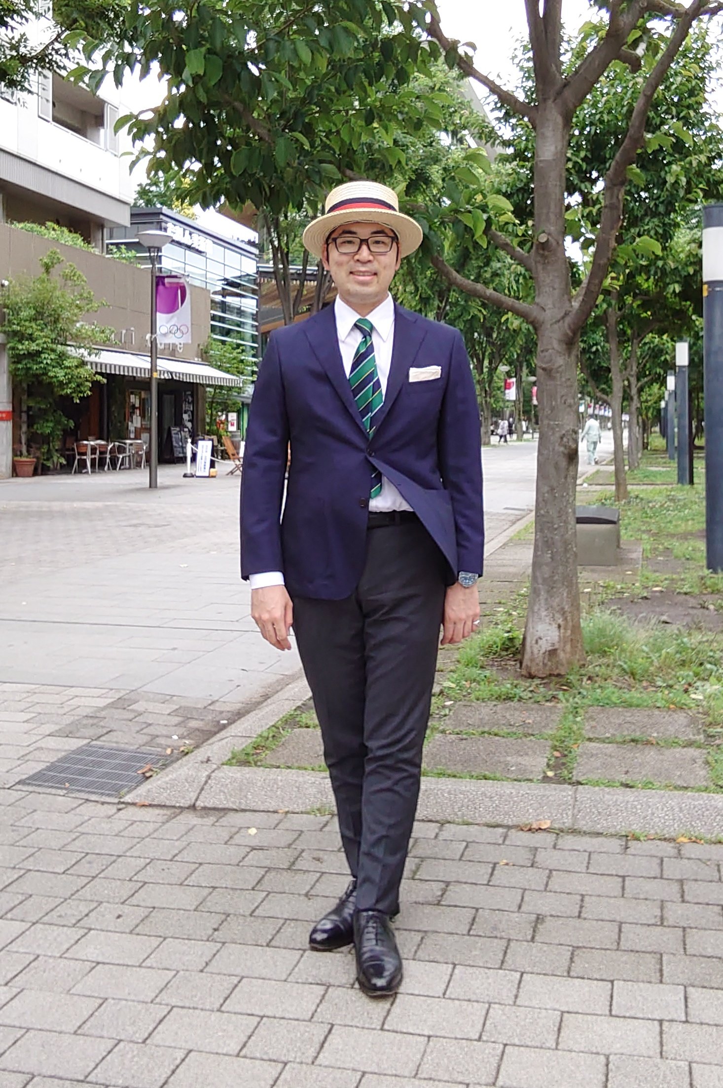 Twitter 上的 Albert Masa Hatsuda クラシックな夏の装いで出かけることに ジャケットは盛夏向けのフレスコ織りのもの カンカン帽でよりクラシックさを出すことが出来るので クラシックな服装なら男女問わずカンカン帽をオススメしたい カンカン帽 クラシック