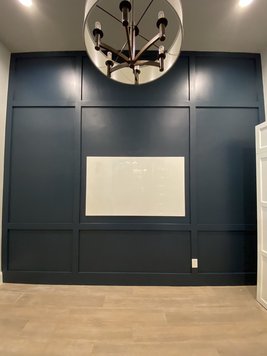 tlconstructors's tweet image. Feature wall👌🏼🎨 #phoenix #interiordesign #interiordecor #finishcarpentry #generalcontractor #freequotes #Instagram #facebook #arizona