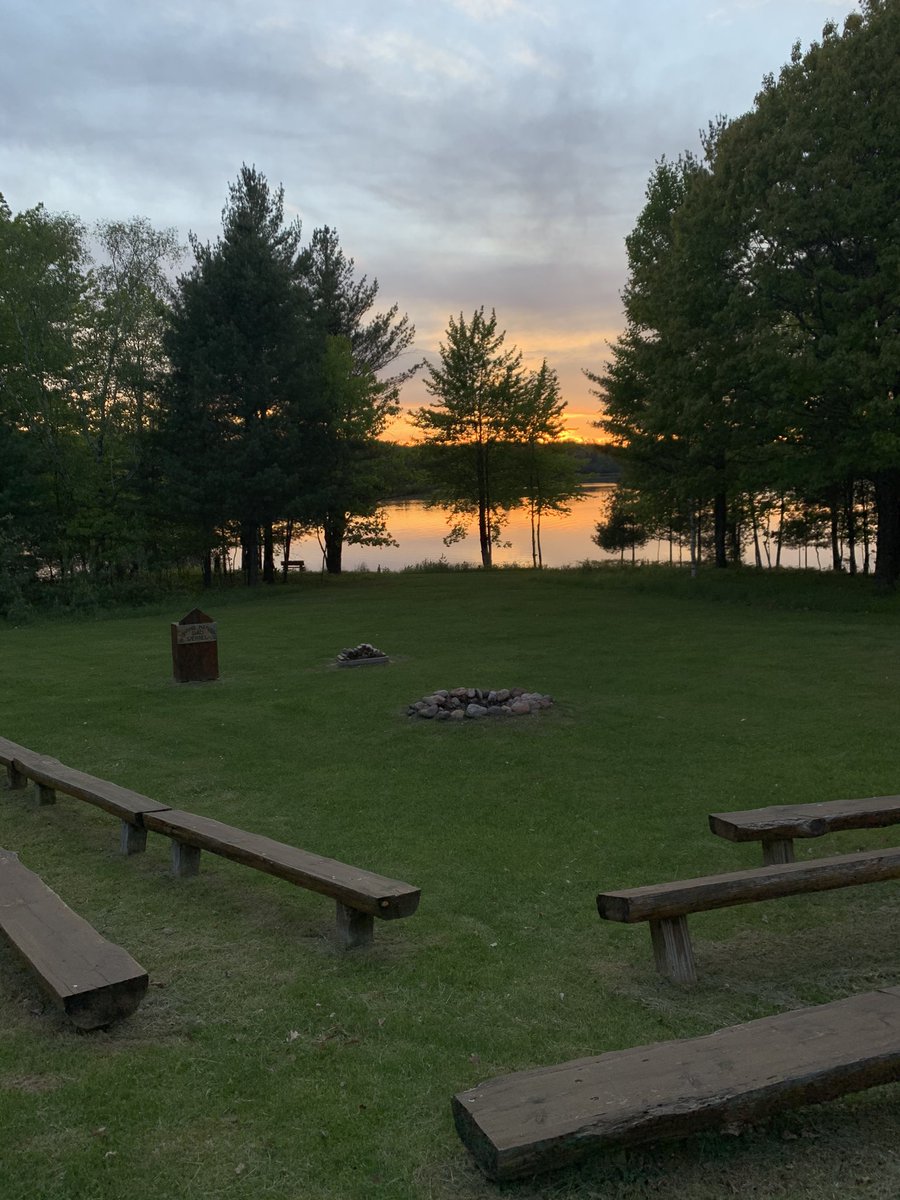 northstarcamp's tweet photo. Friday Night Sunset. 1๏ธโฃ7๏ธโฃ days to go. #councilring #countdowntocamp #NSC2021 https://t.co/9TQ39XVDEe