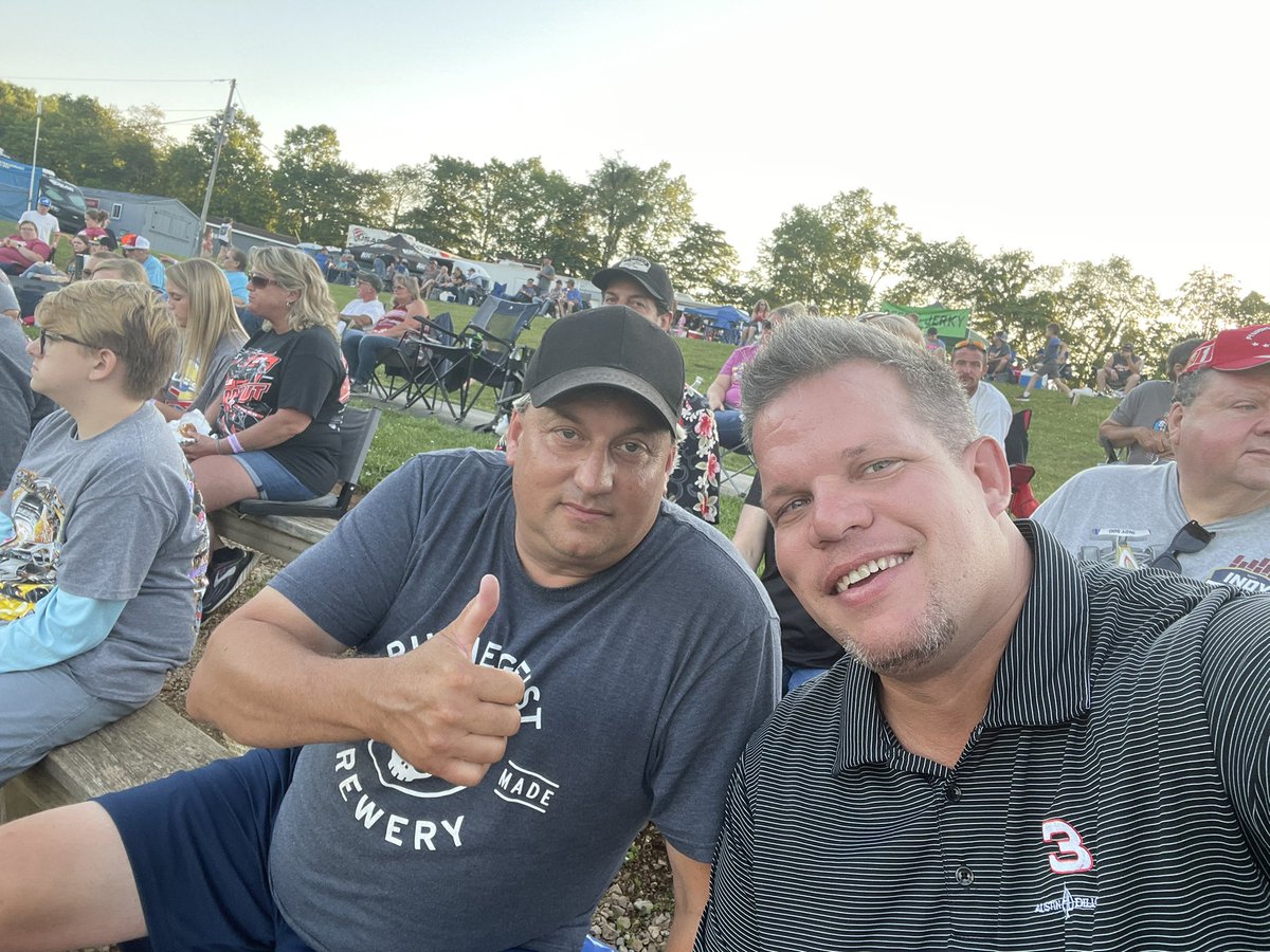 WATHEN_JDUB's tweet image. Great night for racing at @BloomSpeedway! #410Sprints #USACNationalMidgets #MidgetWeek #BloomingtonIndiana