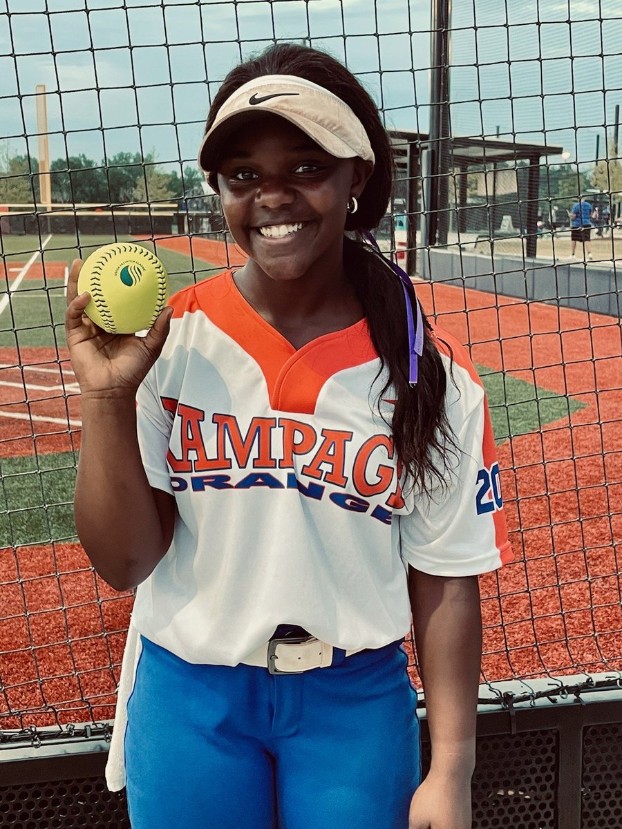 OrangeRampage's tweet photo. 💣💣💣 ALERT!!! Ariel Davis (2023) with the 1 run HR!!!
#getoffmeball, #homer, #rampagestrong https://t.co/iio5OojPvh