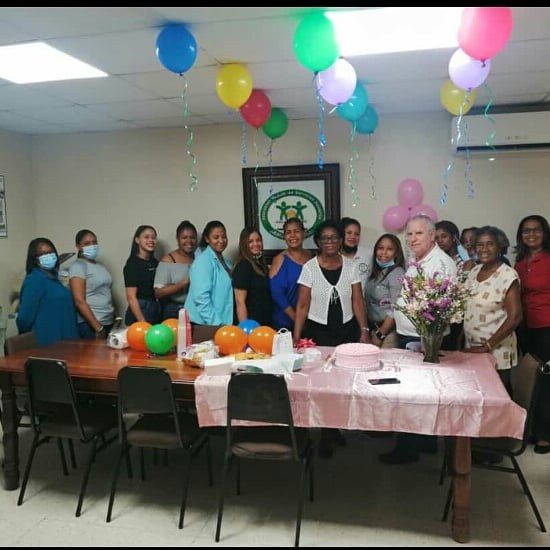 amussol's tweet photo. Felicidades en su cumpleaños  Doña Altagracia https://t.co/iVP6qWq57E