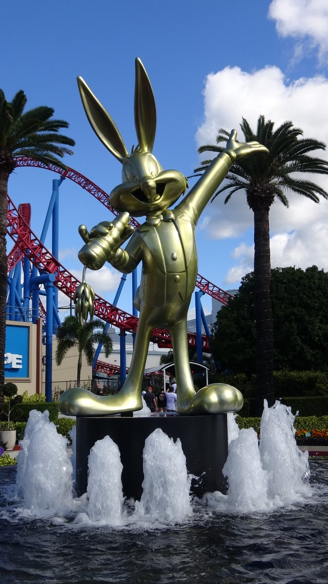 Theme Park Ogre (Old, Inactive Account) (@ogremagic) on Twitter photo Loving the new Bugs Bunny Statue at Movie World! <a href="/movieworldaus/">WB Movie World</a> #movieworldaus #bugsbunny Loving the new Bugs Bunny Statue at Movie World! <a href="/movieworldaus/">WB Movie World</a> #movieworldaus #bugsbunny