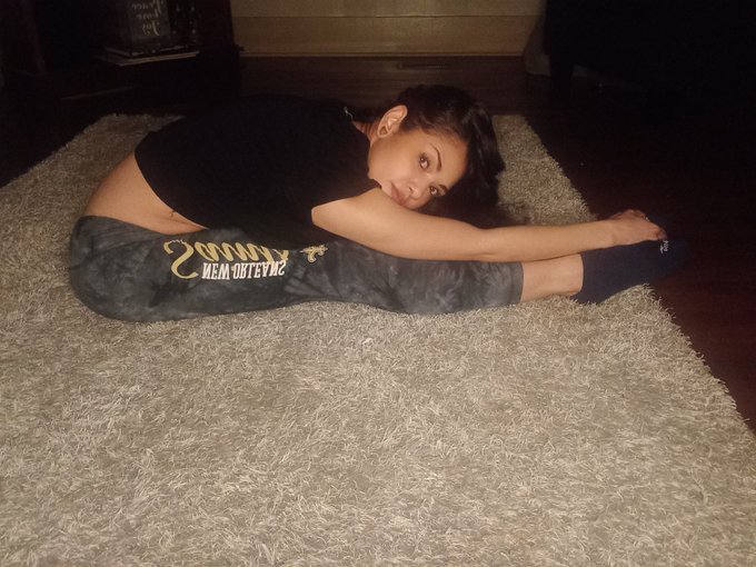 Live on IG in 5 min. Say hi... https://t.co/2Wc7qOo0rL   #Adrenalynn #MistressTOAO #bendy #Live #Livestream<a href="/tag/yoga"class="tags"><span>#yoga</span></a><a href="/tag/live"class="tags"><span>#live</span></a><a href="/tag/livestream"class="tags"><span>#livestream</span></a><a href="/tag/flexible"class="tags"><span>#flexible</span></a><a href="/tag/bendy"class="tags"><span>#bendy</span></a><a href="/tag/adrenalynn"class="tags"><span>#adrenalynn</span></a>