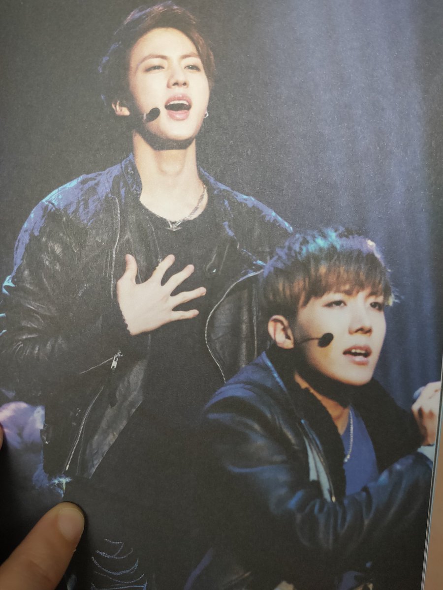 geraldania's tweet photo. My 2seok 💜💜 jhopeAWESOMEjin 😘😘 #SLASA
I love them so much!! #BTS #BTSARMY @BTS_twt @bts_bighit @hourlyseokseok https://t.co/IOUazY7mrD