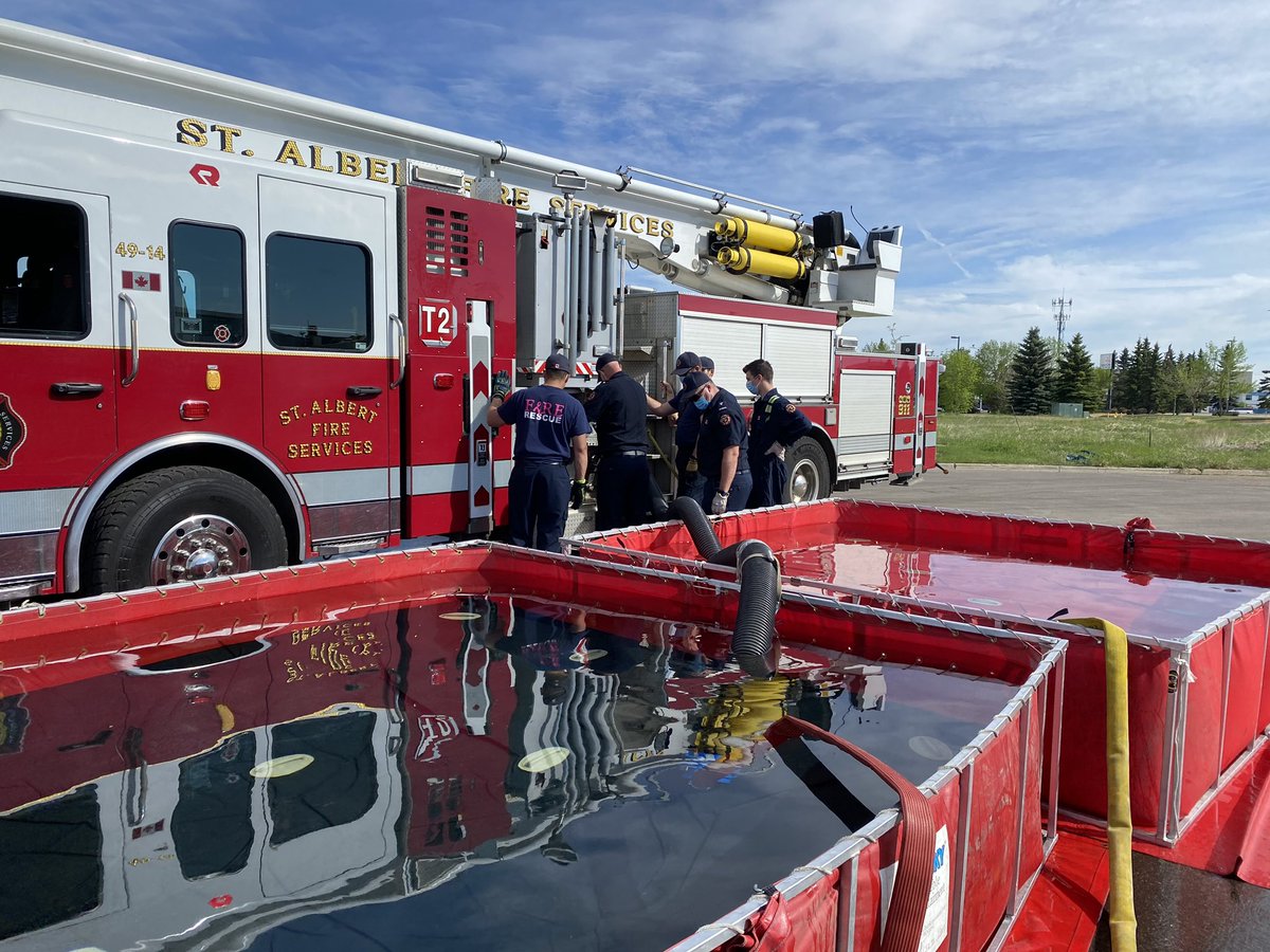saffu2130's tweet photo. Not every Fire we respond to has a steady supply of water close enough, for this we have to bring the water to us. This training ensures we are able to have enough water for fighting Fire when we don’t have fire hydrants close by.
#training #tankershuttle #iaff #stalbert https://t.co/MwTjmLzpFu