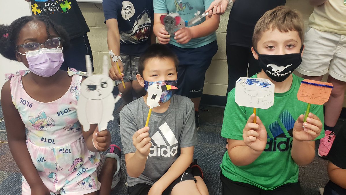 Lori Collins tweet media