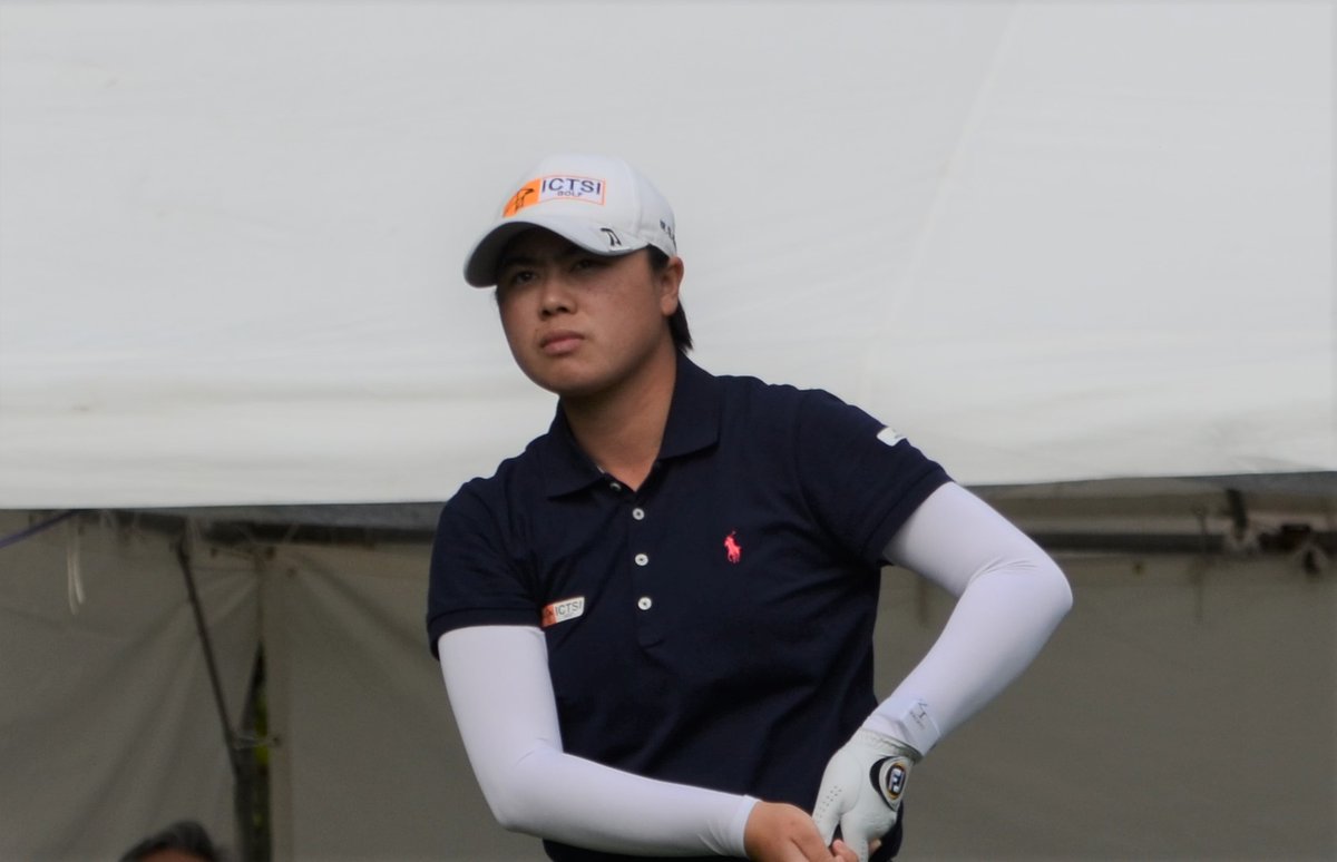 朝日新聞ゴルフ担当 全米女子オープン は 笹生優花 選手が単独首位で決勝ｒへ 帽子のつばに 刀 と入っているのは 日本刀専門店がスポンサーについているためです 時代劇や 刀剣 が好きなお父さんの影響で 笹生さんも関心が高いそう 試合後