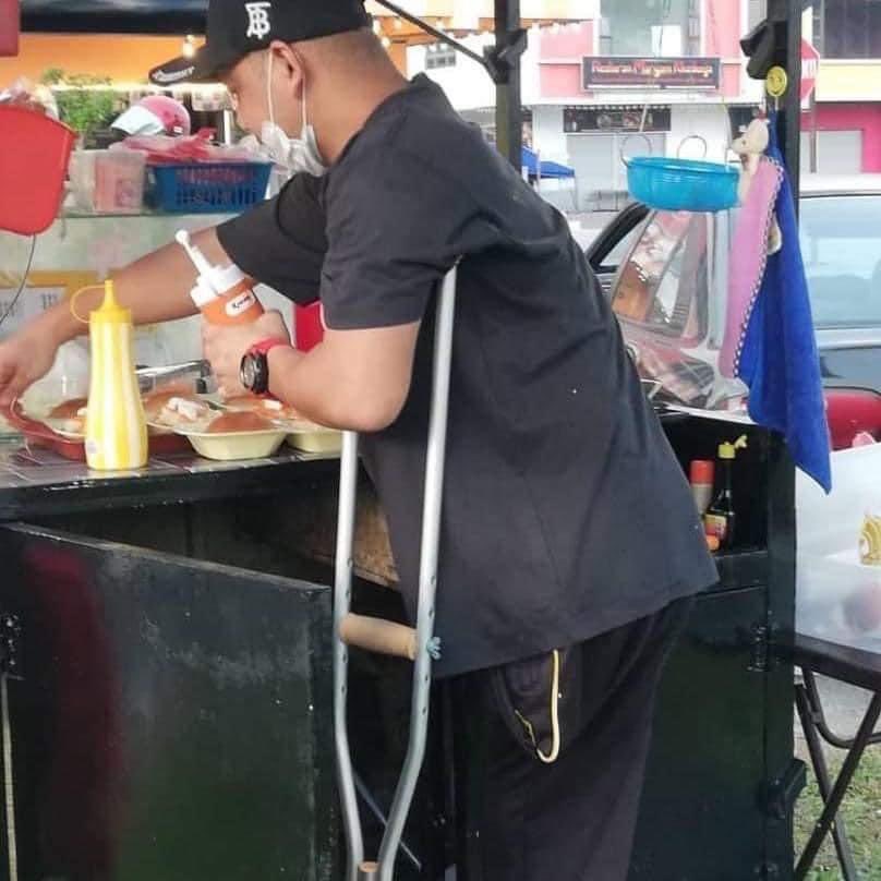 KhalifahMedia's tweet photo. Gigih...

Ade kaki lagi satu bang, boleh je kje
😢😢😢

Bni dia br bsalin msih dlm pantang..
Korang tolong sapot die ok

Janji 🤙

Landmark bdekatan Ninso Cattleya Senawang sberang jln kdi tomyam

PS - Niaga stp hari kcuali sakit. Mula jam 5pm to 8pm

Kredit: Shela Alias https://t.co/FF9jjEUbb7