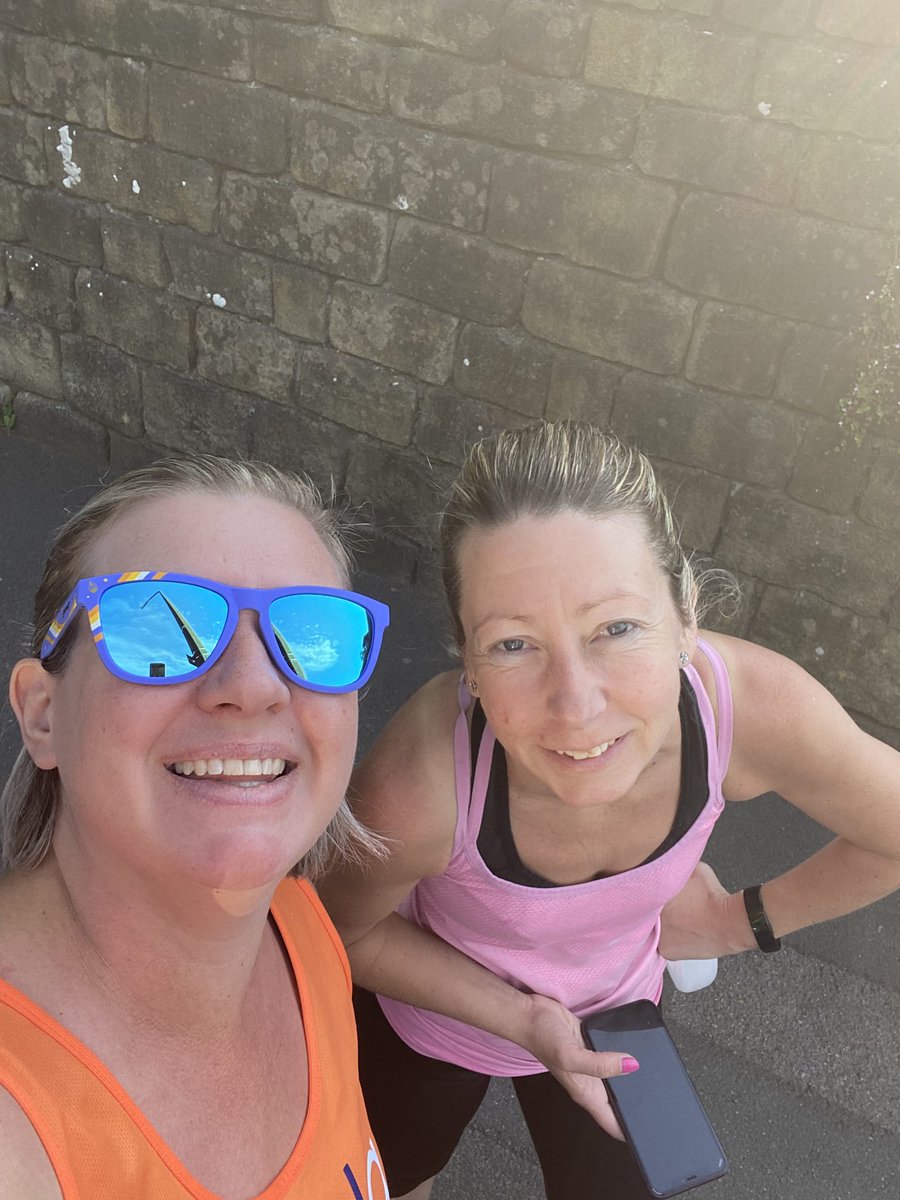 Early morning run and catch up - it’s hot out there today 🥵🏃‍♀️☀️ #mnd #doingit4ben #marathontraining <a href="/mndassoc/">MND Association</a> @BenSupport4Auto