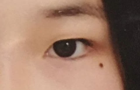 ふにゃふにゃちゃん ステマかと思いきや 瞼にセロテープ張り付けて気合で二重 にしたパワー系ゴリラ女ワイ 宣伝する商品ありまへん