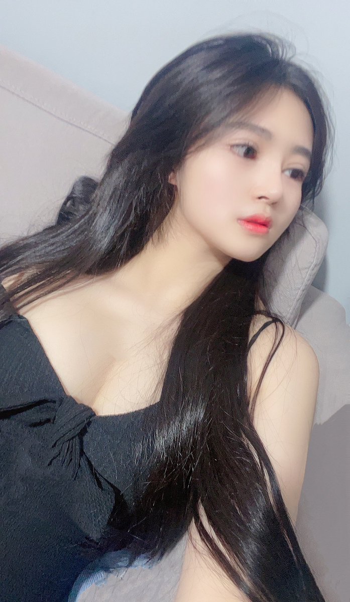 又到了一年一度可以装女高中生的时候了♠️

#媚黑 #鸡巴套子 #反差婊 #肉便器 #吞精 #羞辱 #骚货 #婊子 #母猪 #校妓 #贱货 #公交车 #堕落 #校鸡 #性瘾  #辱骂 #反差  #变态 #投稿 ＃bbc https://t.co/U7Wf9yJf4G