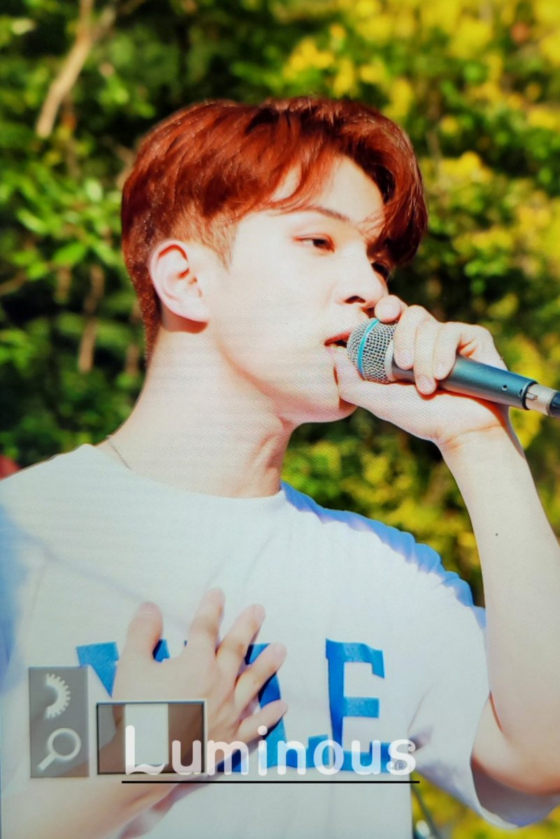 luminous_228's tweet photo. 210605  busking Preview
#NFlying #엔플라잉 
#유회승 #회승 
#Hweseung #YooHweseung https://t.co/LuEqgRio5I