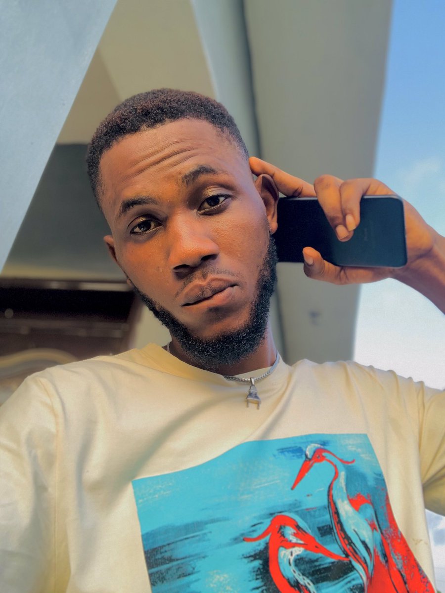 Celebrity Manager tweet media