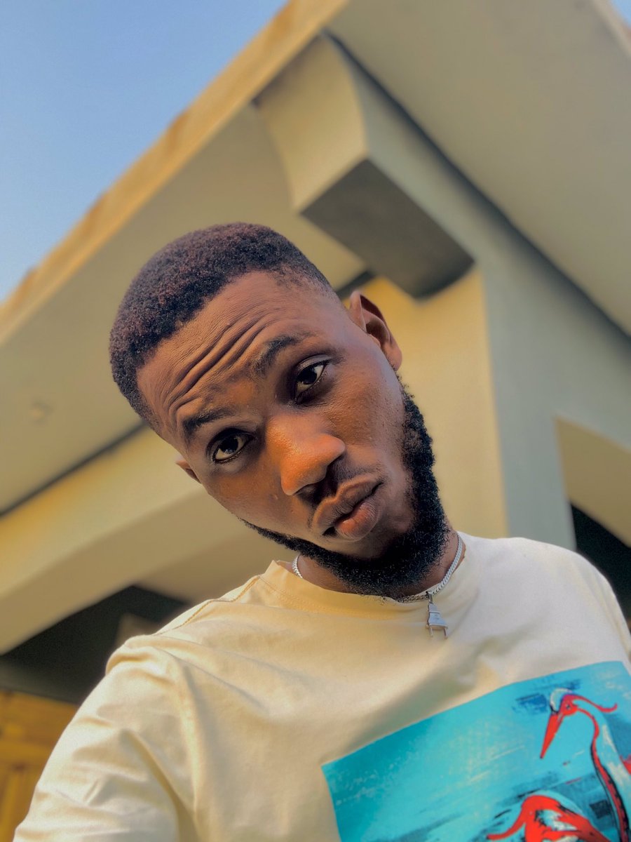 Celebrity Manager tweet media