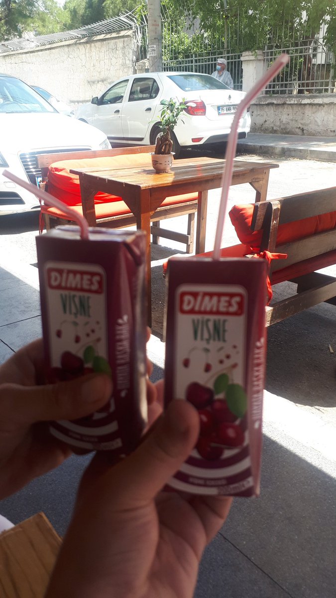 Şimdi Çeşme' de votka içmek varken  😤