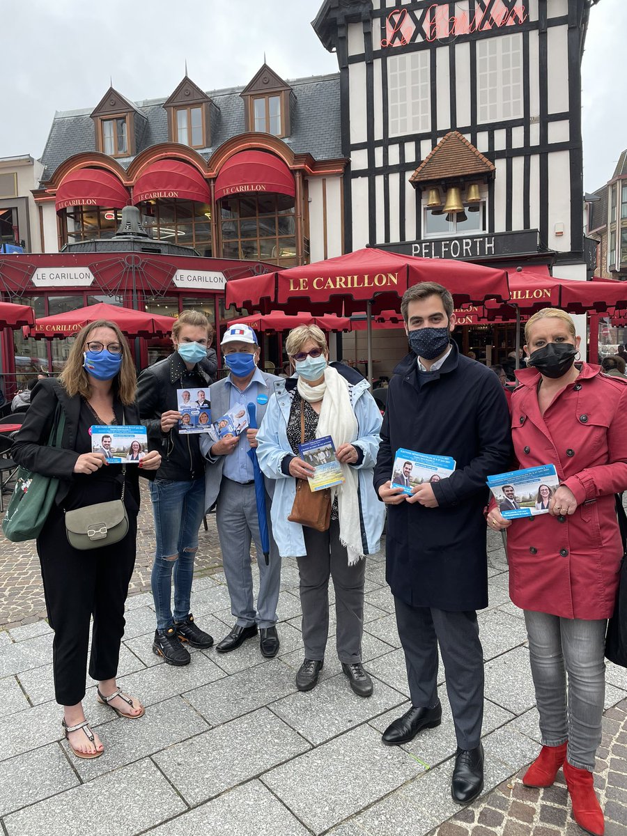Amblot_Baptista's tweet photo. 📰 #tractage - Le mauvais temps de nous arrêtera pas 🌧 !
Merci chers voisins pour votre accueil !!
#SaintQuentin1 #SaintQuentin2 #HautsdeFranceUnis https://t.co/AYVloWs7ha