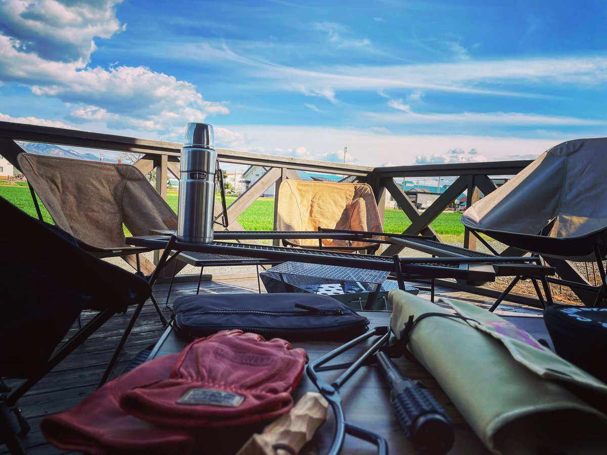 AGO23_FURANO's tweet photo. いつかの日。
#dod
#helinox
#thermos
#uniflame
#gripswany
#orange
#chums
#balistics
#teogonia
#muraco
#captainstag https://t.co/tZ2303A1cZ