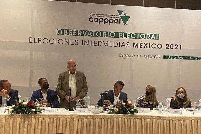 JusticialistaRD's tweet photo. México @jcesarvalentin miembro del CP @PLDenlinea y vicepresidente @copppal_oficial participa en la misión de @CopppalObserva encabezada por Jose Miguel @Insulza exsecretario general @OEA_Oficial
#JulioCesarValentin #COPPPALObserva #EleccionesIntermedias #Mexico
#ValentinEsPLD https://t.co/q4nwHyr0uQ