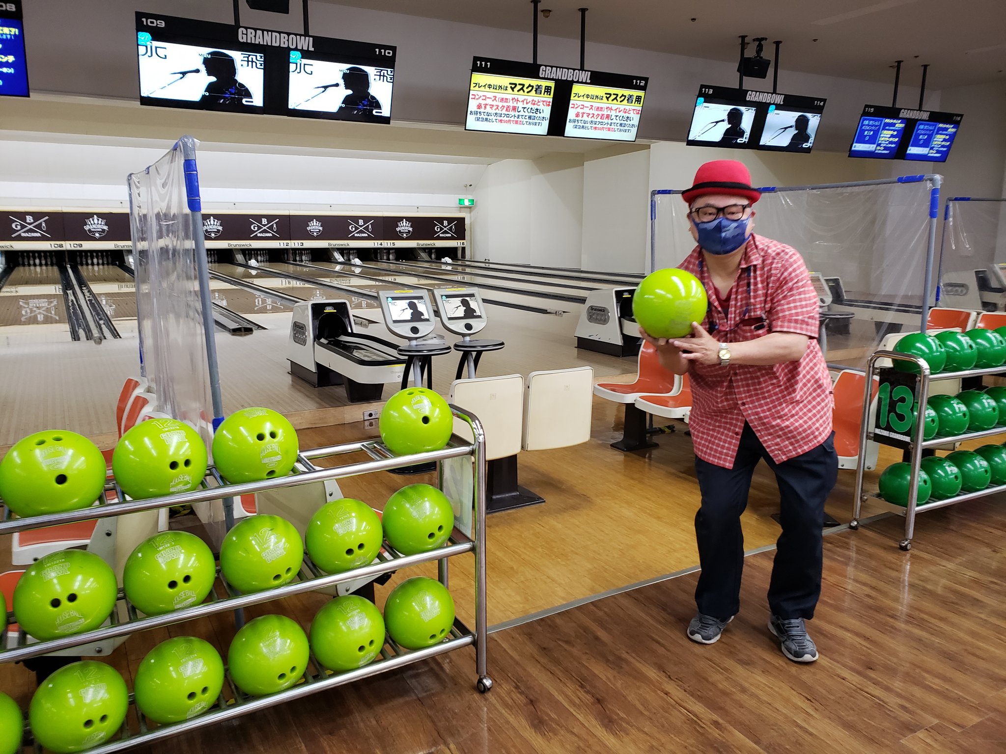 ショ ジウ 今日は稲沢グランドボウルです 世界最大の116レーン 秋には ジャパンオープンボウリングが開かれる 稲沢市 稲沢グランドボウル ジャパンオープンボウリング T Co Ctjmzlucku Twitter