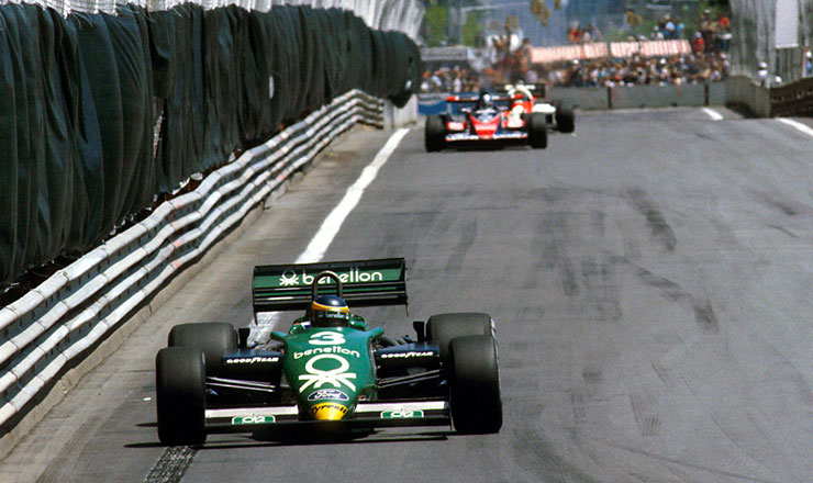 f1world_it's tweet photo. 🏆🏁🇺🇸 #formula1 #f1 #onthisday #bestoftheday #accaddeoggi #amarcor #USAGP #f1 Il #5giugno 1983, #Alboreto trionfa a Detroit il Gran Premio degli Stati Uniti d'America-Est col serbatoio pieno, mentre sul podio salirono Rosberg e Watson
https://t.co/tI06dD6Nlm https://t.co/be2WGbPNYG