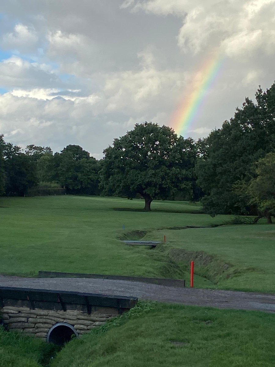 We were proud to be asked to host the ⁦⁦<a href="/EssexLadiesGolf/">EssexLadiesGolf</a>⁩ girls’ championship yesterday. Well played everyone who battled in rain that did not let up all day. Rain 🌧 You can all be very proud. #FOREeveryone ⁦@Stevebonners⁩ great to see you again as ever!