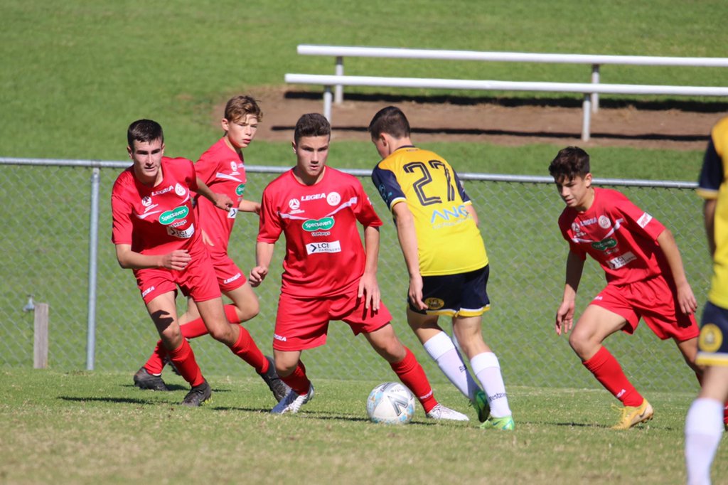 mccarlie_fc's tweet photo. 👀⚽️👀⚽️👀⚽️👀
Another great win... 🔴⚪⚽️
#nepeanfc #u15s https://t.co/zU2zOQ9ZiK