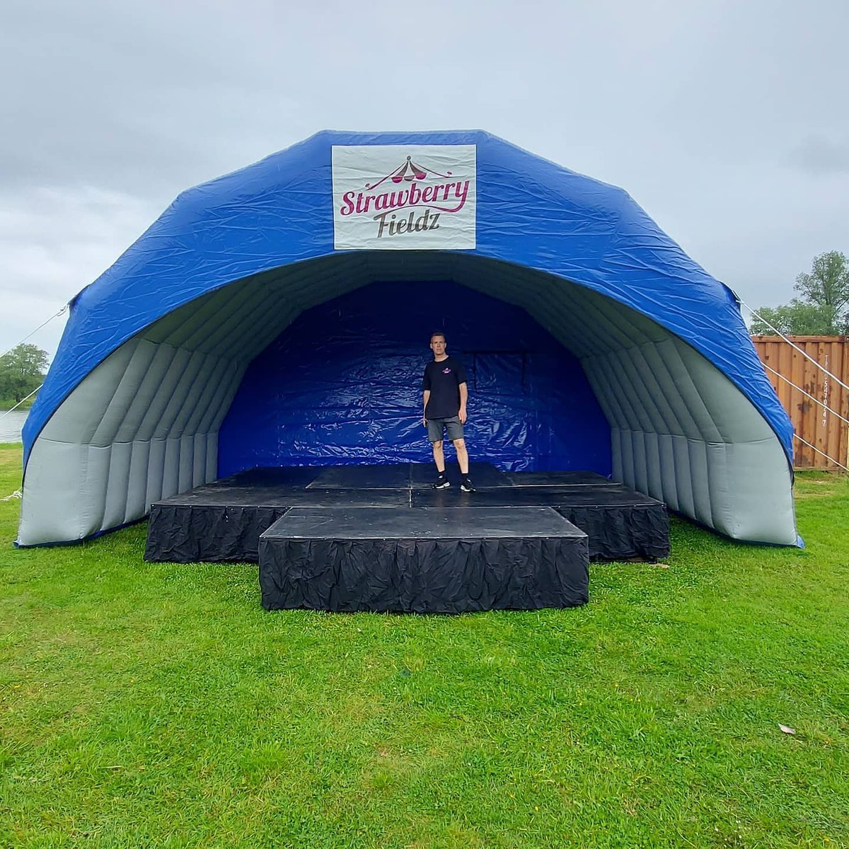 First stage in a looooong while #thecomedycow #stagehiremk