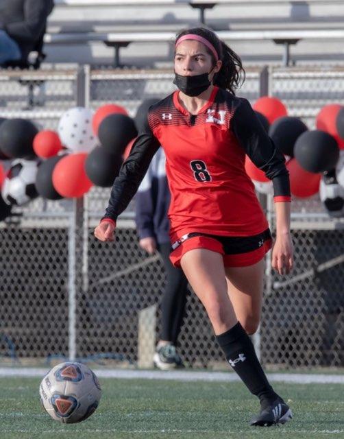 RedHawkWS's tweet image. 🚨⚽️Here a rising star in the women's soccer world. Please take notice. Paulina Gutierrez is an excellent talent with total package. Plays all roles. She defends, owns center mid, and can score as well. She was selected as an All-Conference player. Congrats. Great Season Pau! ⚽️