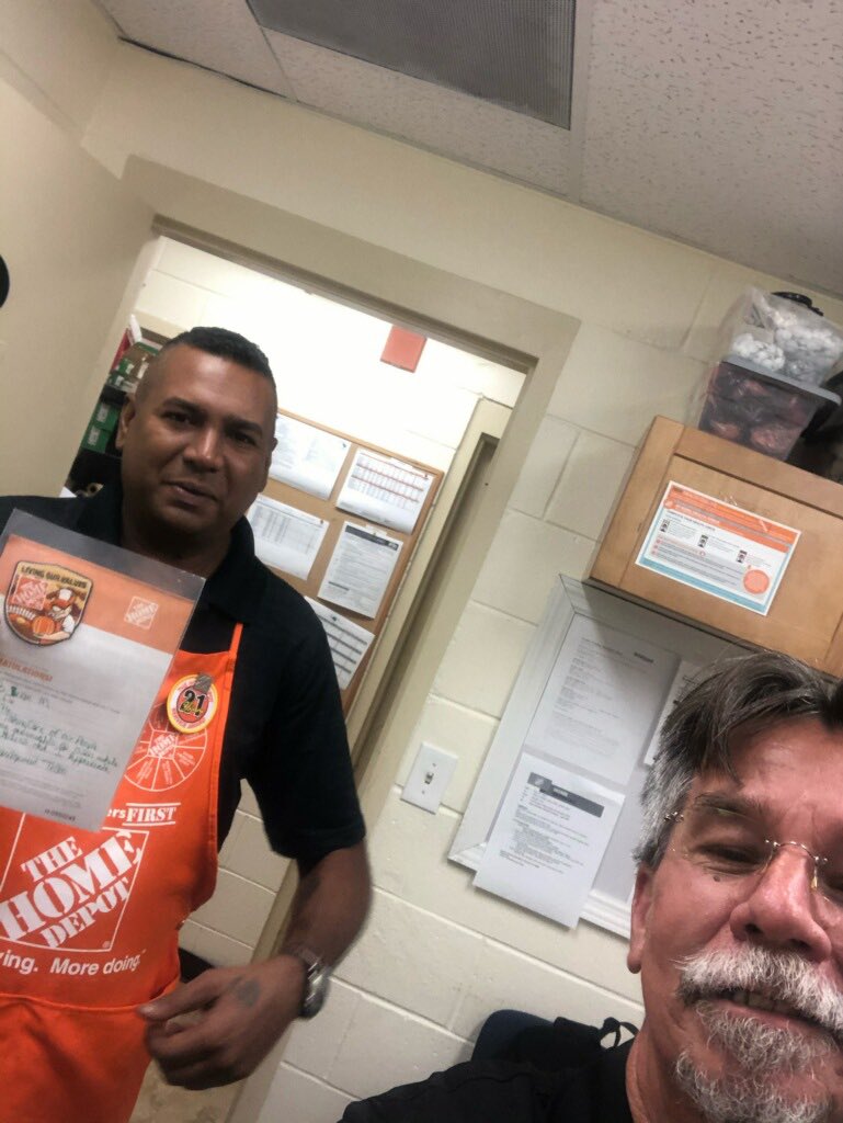 Thank NOASM Brian 6376 for helping cover overnight #oneteamonedream <a href="/KerreanT/">Kerrean Tucker</a> @SueC0221 <a href="/FlyHotAir/">Debbie Hoechst</a> <a href="/steven_magloire/">Steve Magloire</a>