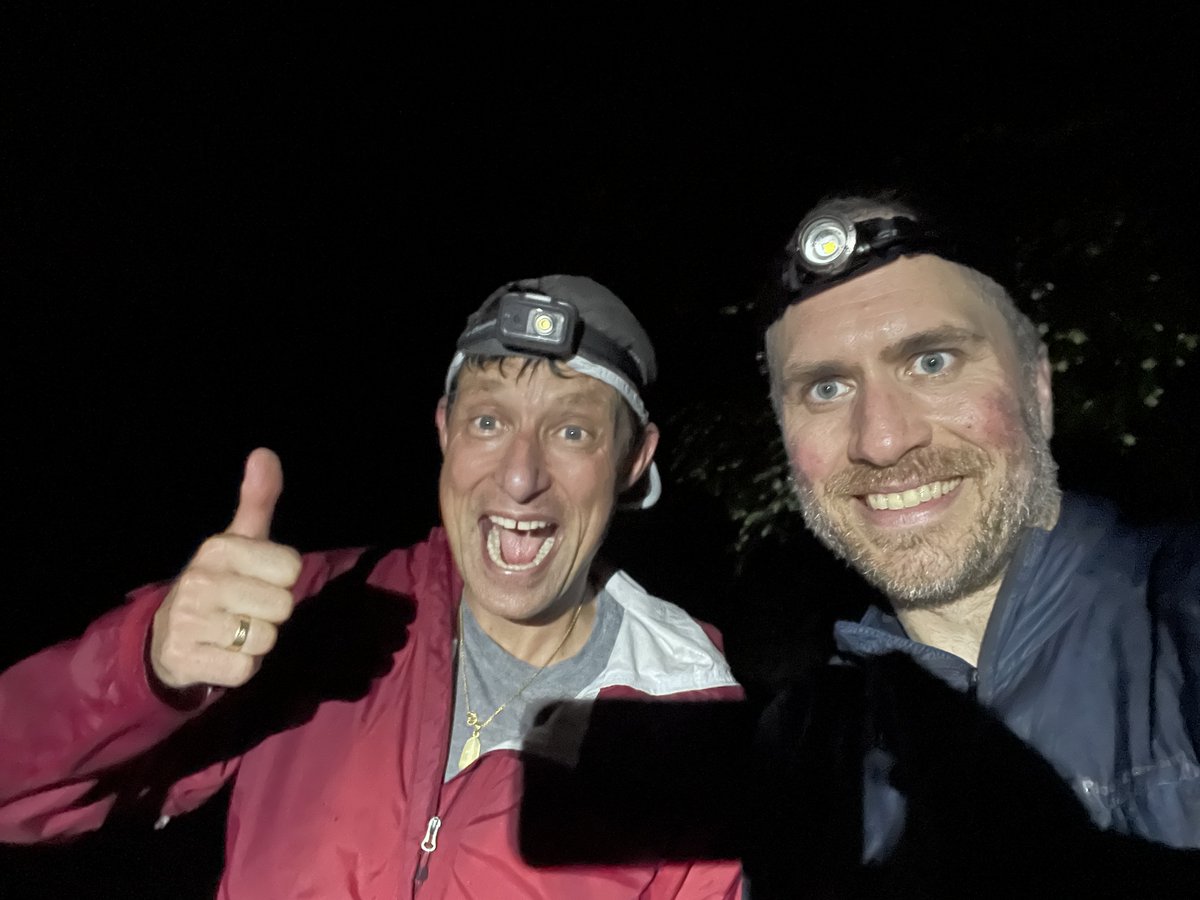 Into the dark they go. Feeling a bit wimpy to leave them at Mt Seymour Rd to catch an Uber home at Parkgate 😜