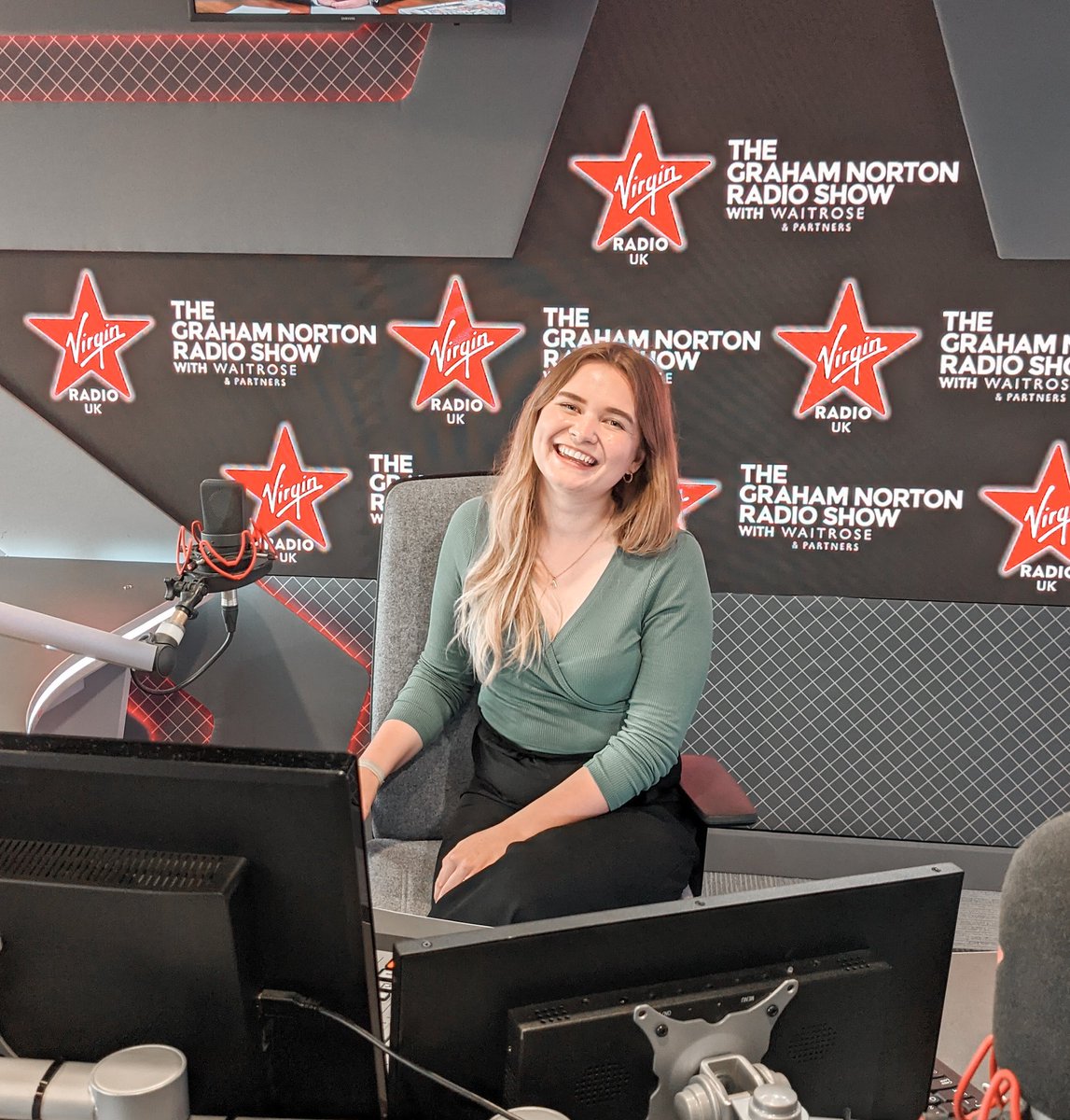 First day at the new job today: working with the v. wonderful <a href="/VirginRadioUK/">Virgin Radio UK</a> weekend breakfast show as their show chef! Tune in from 9:30am-12:30pm each Saturday and Sunday morning and I'll be cooking up a delicious <a href="/waitrose/">Waitrose & Partners</a> recipe for <a href="/grahnort/">graham norton</a> and co 👩🏼‍🍳 #GrahamNortonRadioShow