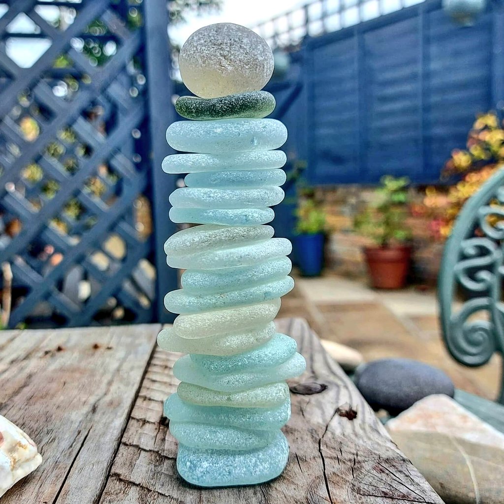 i_love_dolly's tweet photo. Happy #saturdaystackerday! We've reached a 19 high stack today.. pop on over to IG to see all the amazing 19 highs and follow me to a 20 high next week!
#happystackerday #stackerday #stackchallenge #stackerdaysaturday #seaglass #seaglassstack #beachcombing #oceantreasures https://t.co/LpU1rSDi00