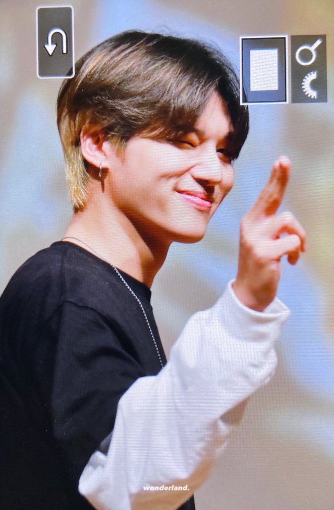 wonderland1199's tweet photo. 210605 🤍 

#우영 #WOOYOUNG #에이티즈 #ATEEZ https://t.co/G7JDoav4OP