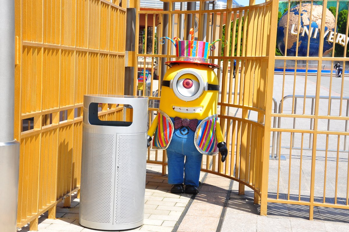 usj_sesame_2021's tweet photo. すみっこに行って休憩してた。
休憩、大事。←
#USJファン #USJ #20th #NOLINIT https://t.co/uAQF27aI3L