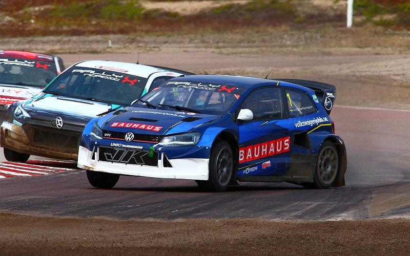 Urheiluuutiset's tweet photo. Kaksi päivää rallicrossin juhlaa Oulussa! Näin seuraat tapahtumia kotikatsomosta ➡️ https://t.co/6a6aEtLjQF
#RallyXNordic #Oulu #OuluZone #Rallicross
@rallyxnordic @GRX_Family @GronholmRX
📸 Jari Nurminen / @RPFmedia https://t.co/lle0KhPci2