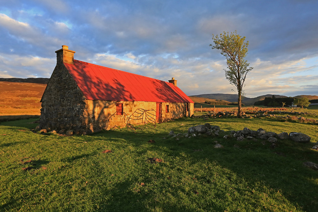 Old Croachy Crofthouse, Strathnairn, Scottish Highlands. (2013) Pic: Gordie Broon.