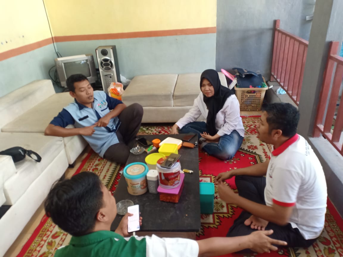 Pemimpin hebat, lahirkan Desa kuat
<a href="/jokowi/">Joko Widodo</a> 
<a href="/halimiskandarnu/">ABDUL HALIM ISKANDAR</a>
@Kemendespdtt
<a href="/ditjenpdp/">Ditjen PDP Kemendes PDT</a>
<a href="/malik_haramain/">malikharamain</a>
<a href="/imansyukri/">Iman Sukri</a>
<a href="/taufikmadjid71/">IG : taufik.madjid</a>
@yusradaridesa 
<a href="/azzameldzikrie/">#SantriIndonesia</a> 
<a href="/tppkemendes/">TPP KEMENDES</a> 
<a href="/BerandadesaID/">#KangenDesa</a>
<a href="/ahmad_dewanto/">Andry Dewanto Ahmad Ahmad</a>
<a href="/Mift4hulMunir/">Miftahul Munir</a>

#GusMenteriSambangDeso
#tppjatim
#tpplumajang