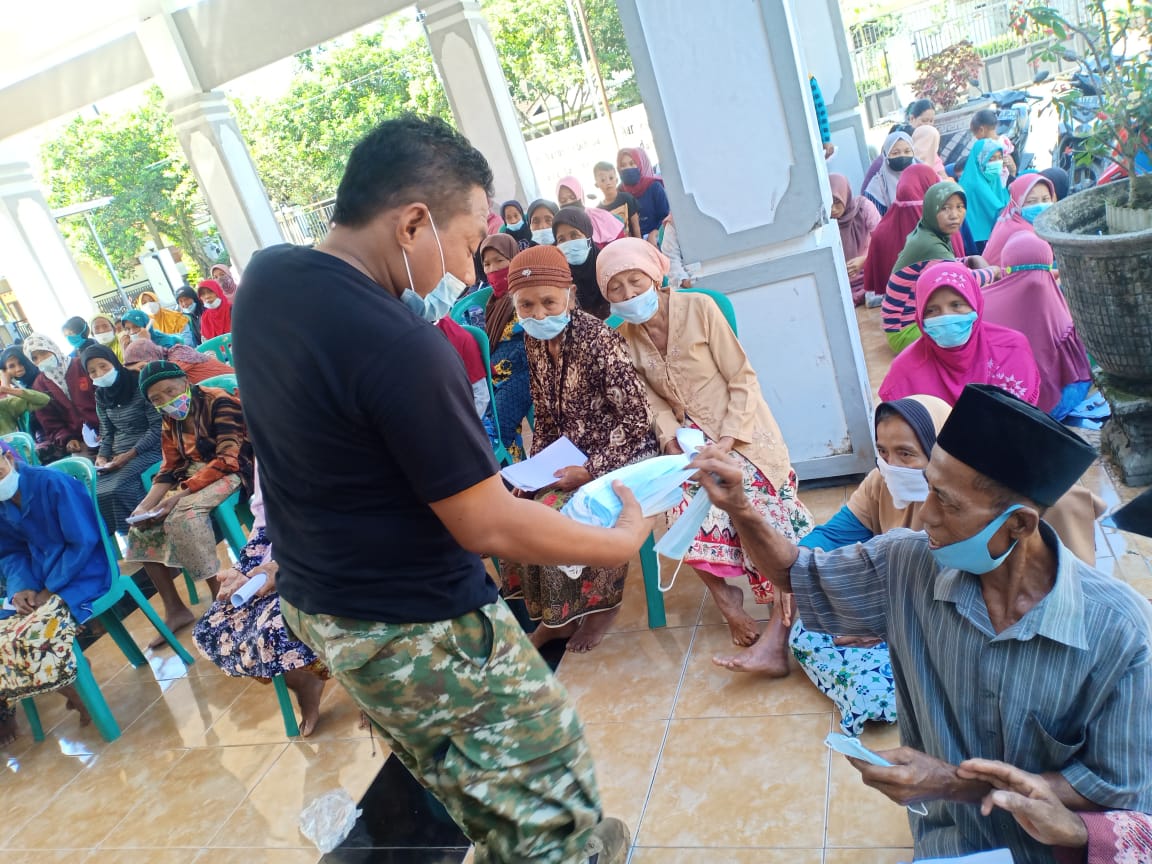 Pemimpin hebat, lahirkan Desa kuat
<a href="/jokowi/">Joko Widodo</a> 
<a href="/halimiskandarnu/">ABDUL HALIM ISKANDAR</a>
@Kemendespdtt
<a href="/ditjenpdp/">Ditjen PDP Kemendes PDT</a>
<a href="/malik_haramain/">malikharamain</a>
<a href="/imansyukri/">Iman Sukri</a>
<a href="/taufikmadjid71/">IG : taufik.madjid</a>
@yusradaridesa 
<a href="/azzameldzikrie/">#SantriIndonesia</a> 
<a href="/tppkemendes/">TPP KEMENDES</a> 
<a href="/BerandadesaID/">#KangenDesa</a>
<a href="/ahmad_dewanto/">Andry Dewanto Ahmad Ahmad</a>
<a href="/Mift4hulMunir/">Miftahul Munir</a>

#GusMenteriSambangDeso
#tppjatim
#tpplumajang
