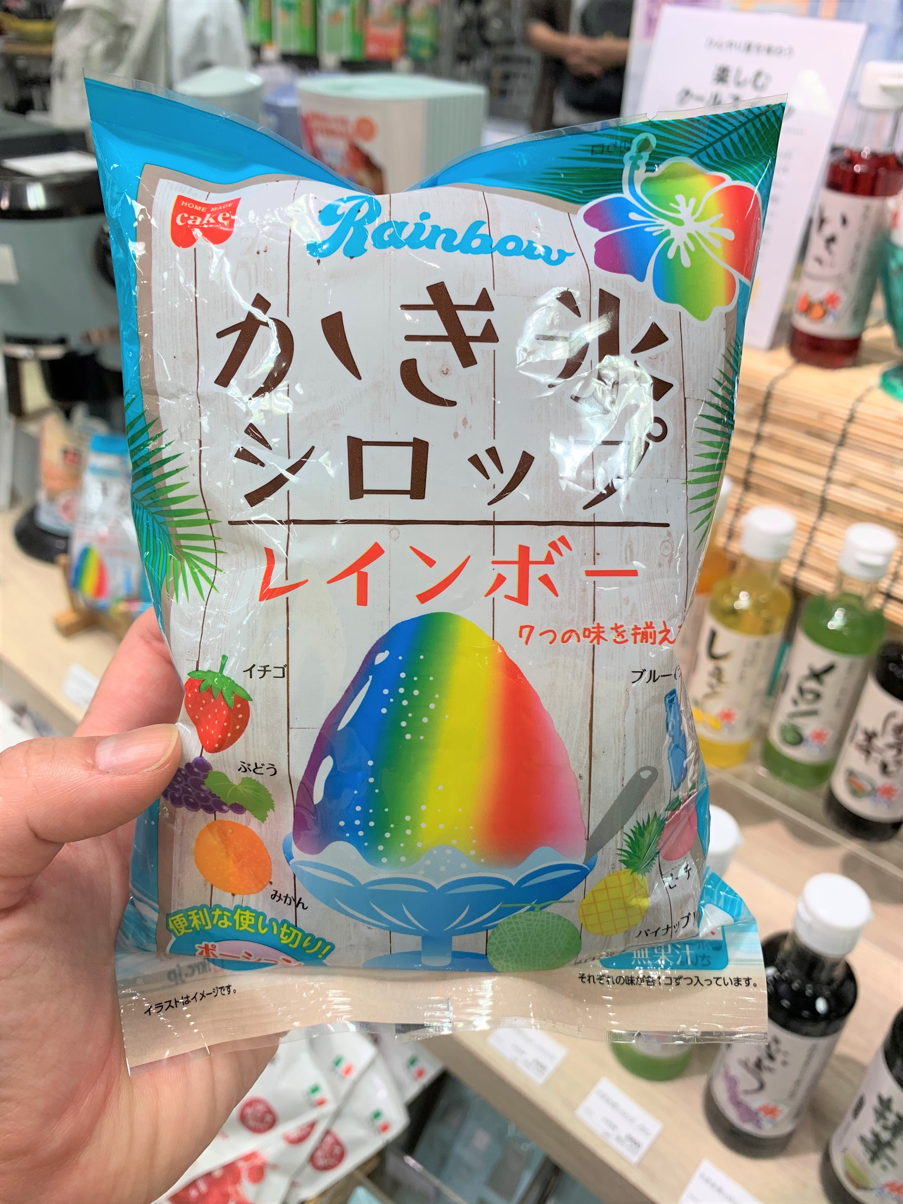 吉祥寺ロフト 夢のレインボーかき氷が自宅で レインボーかき氷シロップ 270円 税込 イチゴ ぶどう みかん パイナップル 桃 メロン ブルーソーダ味がポーションで1つずつ入っています 絶対に楽しい仕上がりですね 2号 4階