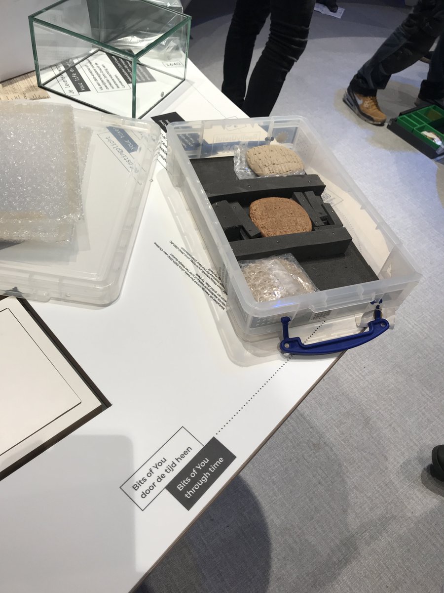 TUDelft_CT's tweet photo. #TUDelft maakten 3D prints &amp; scans van een 4500 jaar oude kleitablet  @NINO_leiden met datasporen van landeigenaren. Bezoek de interactieve tentoonstelling 'Bits of You' van 5 juni 2021 t/m 9 januari 2022 @NEMOamsterdam.  #science #datascience 
https://t.co/o4HFUbmxjx https://t.co/1lKEsDPzkQ