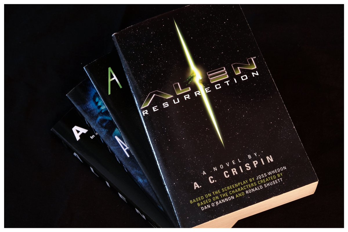 P1NK8CIDBOOTS's tweet image. This franchise is pretty epic in film form but have you read the novels?! The books are awesome reads and definitely worth giving them a go! #alandeanfoster and #accrispin definitely deliver here! 

#alien #aliens #alien3 #alienresurrection #ripley #collection #aliennovels