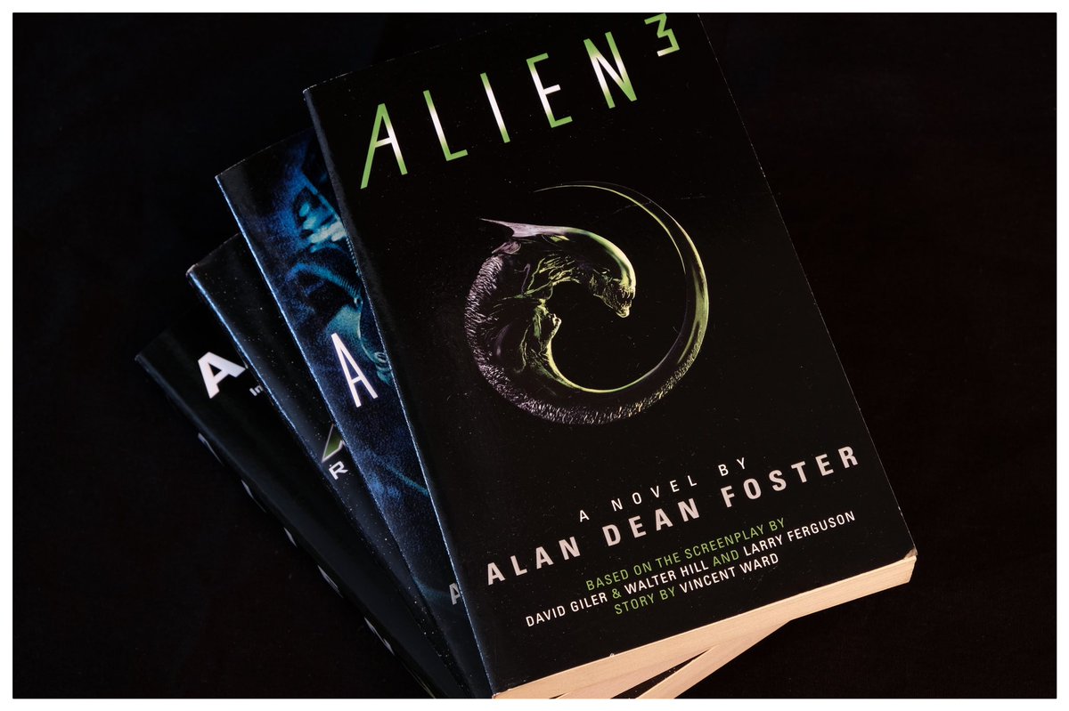 P1NK8CIDBOOTS's tweet image. This franchise is pretty epic in film form but have you read the novels?! The books are awesome reads and definitely worth giving them a go! #alandeanfoster and #accrispin definitely deliver here! 

#alien #aliens #alien3 #alienresurrection #ripley #collection #aliennovels